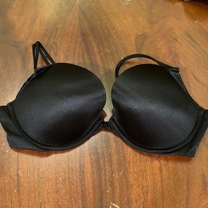 Victoria’s Secret black very sexy push-up bra 34D